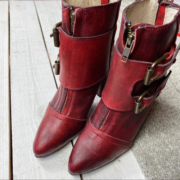 SOLD Freebird By Steven Joey Leather Ankle Boot - Picture 9 of 16